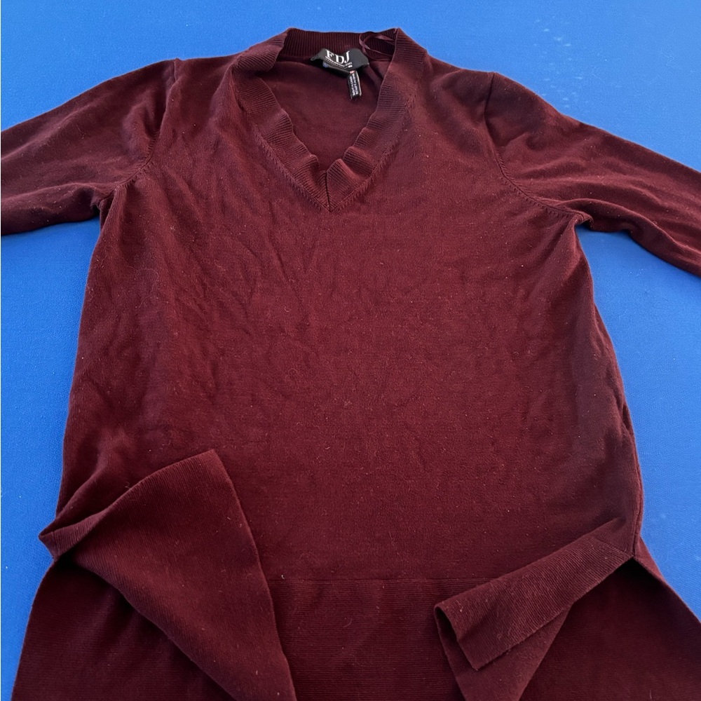 FDJ Women's Burgundy sweater NWOT